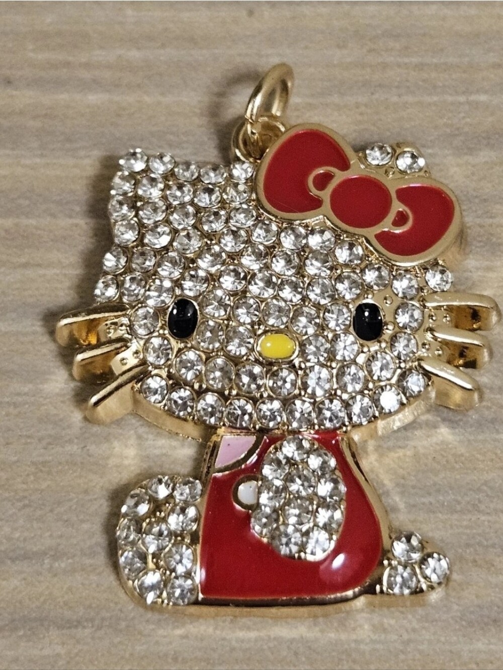 SANRIO HELLO KITTY SPARKLY BLING GOLD TONE ENAMEL RED PENDANT CHARM
